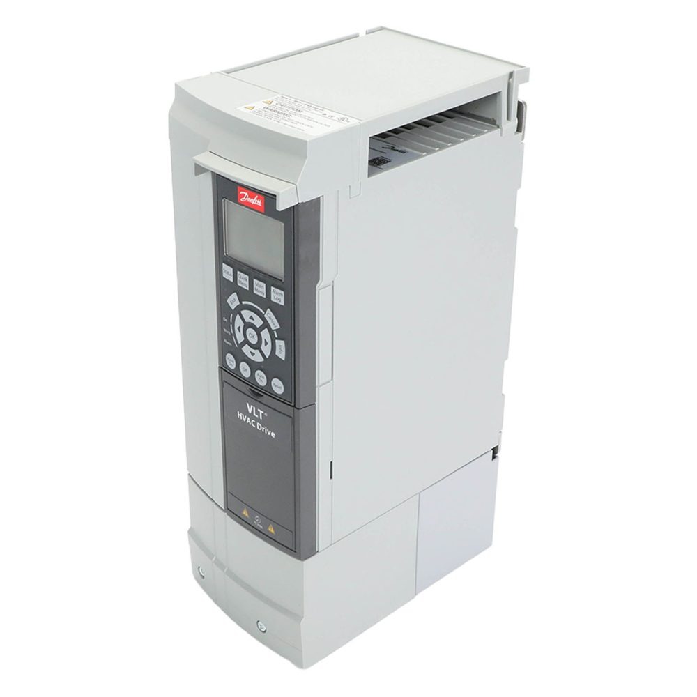 Danfoss 131F0700 VLT HVAC Drive 5 HP 16.7A 200-240V Variable Frequency Drive