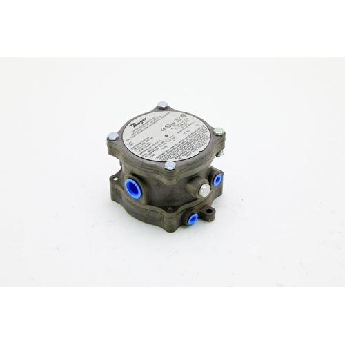 Dwyer 1950-5-2F Differential Pressure Switch, Explosion Proof, SPDT, 1.4–5.5″ w.c.