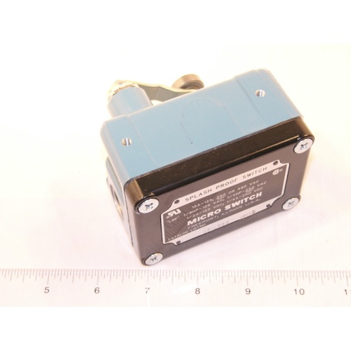 Honeywell Sensing and Control OP-AR62 Enclosed Switch 15A 480V Side Rotary