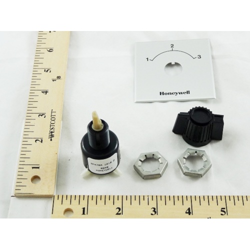 Honeywell SP470A1018 Pneumatic Diverting Switch, 4-Port, 3-Position Manual
