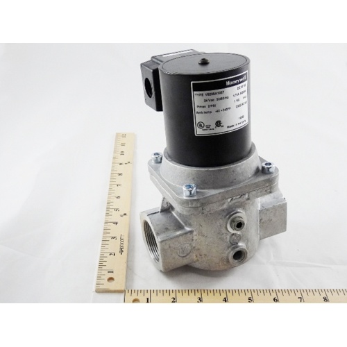 Honeywell V8295A1057 Solenoid Gas Valve, 24VAC, 1-1/2″, 2190 CFH