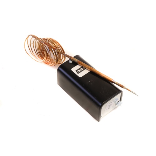 Johnson Controls A19ADB-29 Utility Thermostat, 120/208/240V, 90-325°F, 10′ Capillary