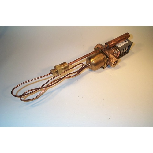 Johnson Controls V47AB-24 Temperature Actuated Modulating Water Valve, 75-135°F
