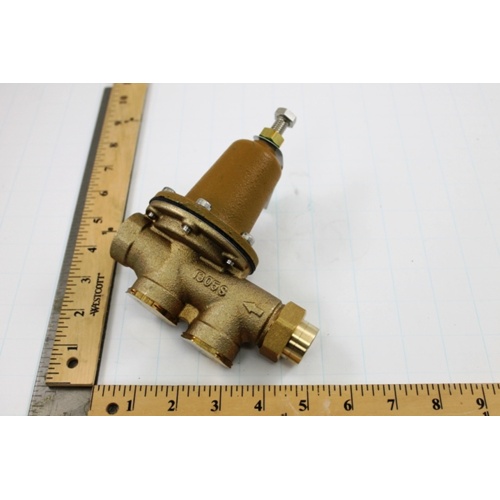 Watts 0009217 25AUB-Z3 1/2″ Water Pressure Regulator, 25-75 PSI Outlet