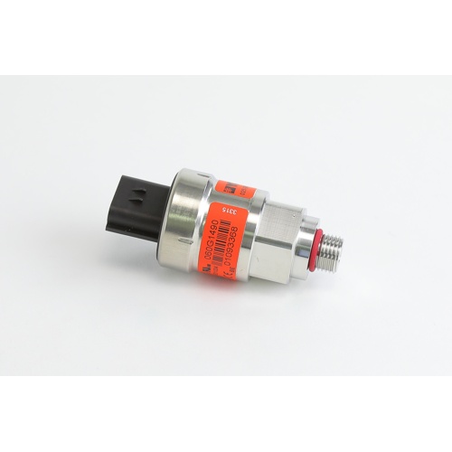 York 025-28678-006 0-300 PSI 0.5-4.5VDC Pressure Transducer