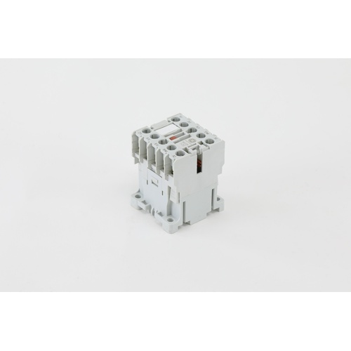 York S1-024-26051-000 24V Coil 3-Pole 6-Amp Contactor