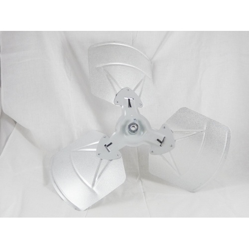 York S1-026-31365-000 22″ Dia. 32° Pitch 3-Blade CW Fan Blade, 1/2″ Bore