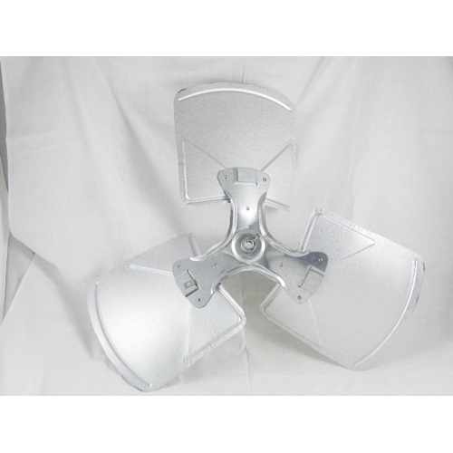 York S1-026-32632-000 24″ Dia, 24° Pitch, 3-Blade CW Fan Blade, 1/2″ Bore