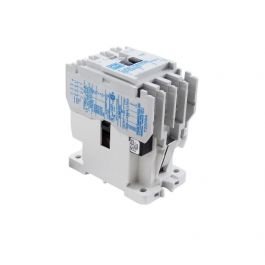 Cutler Hammer-Eaton CE15BNS3CB 3-Pole Contactor 1-N/O 480V 10A