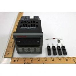 Honeywell DC2500E00A0R200000 Digital Controller Dc2500-E0-0A0r-200-00000-E0-0