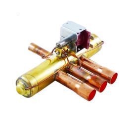 Carrier EF17BG240 Reversing Valve 3/4" x 1/2" 24V Coil
